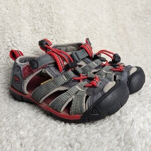 KEEN Kid Sandals Size 9 Gray And Red Color Machine Washable